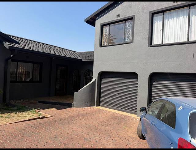 3 BEDROOM HOUSE FOR SALE IN NATURENA